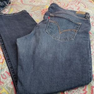 Levi's mid rise skinny size 16